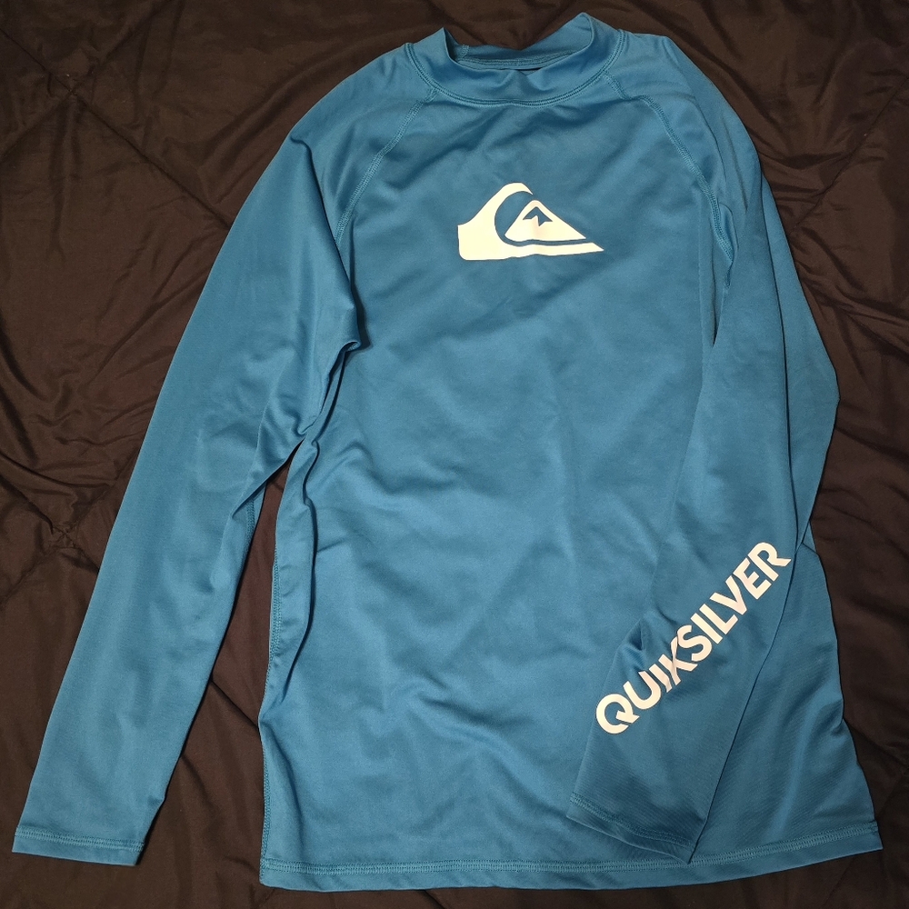 Quiksilver Men's Blue Rash Guard